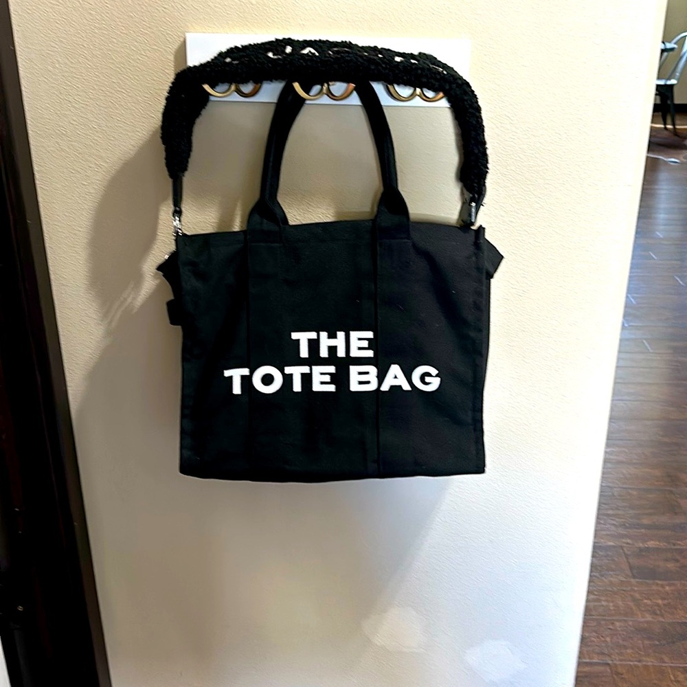 Real Marc Jacob’s strap knock off bag